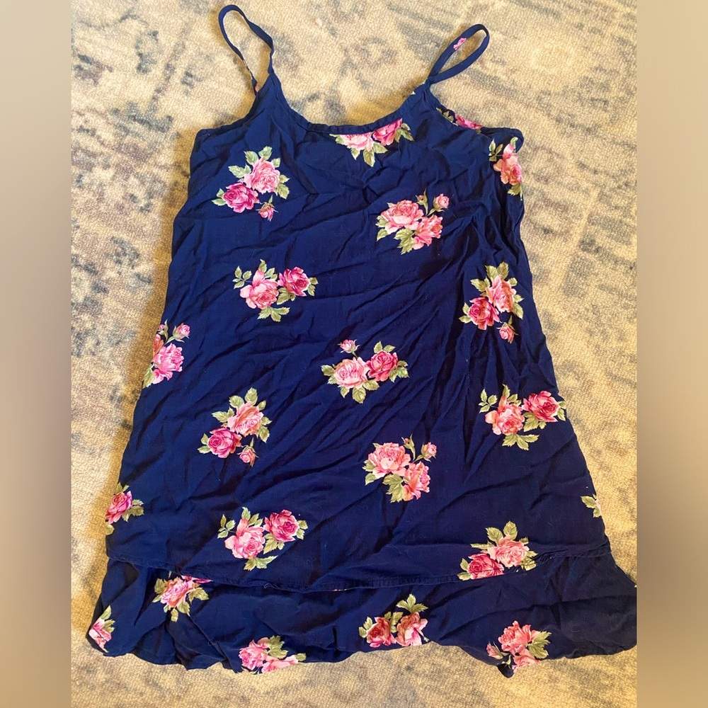 Floral spring sundress 🌸